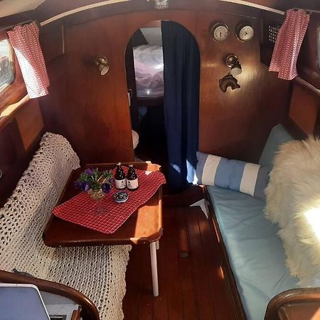 Cosy Sailingboat In Vlissingen Hotel Exterior foto